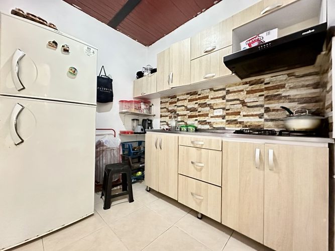 Casa de 5 alcobas en venta en Bajos Ciudad Cordoba, Cali, 53 m² · foto 5 de 18