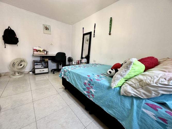 Casa de 5 alcobas en venta en Bajos Ciudad Cordoba, Cali, 53 m² · foto 8 de 18
