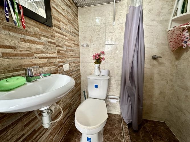 Casa de 5 alcobas en venta en Bajos Ciudad Cordoba, Cali, 53 m² · foto 18 de 18