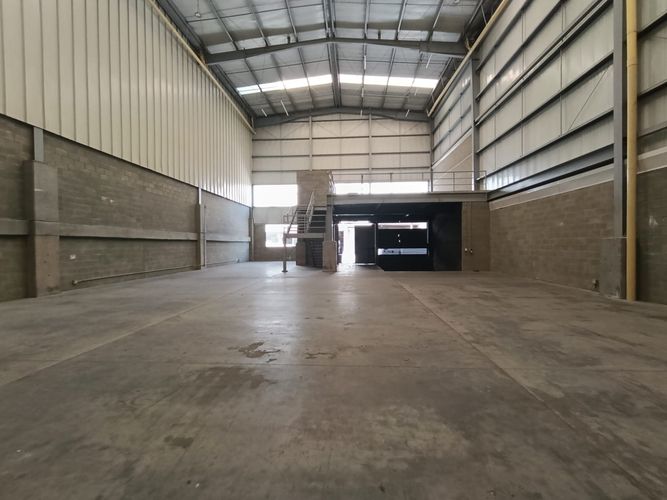 Bodega en arriendo en Copacabana, 600 m² · foto 7 de 18