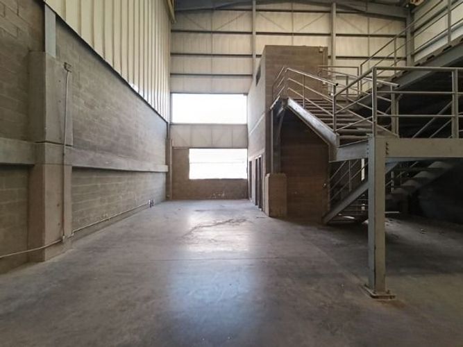 Bodega en arriendo en Copacabana, 600 m² · foto 10 de 18