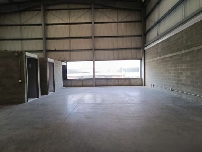 Bodega en arriendo en Copacabana, 600 m² · foto 15 de 18