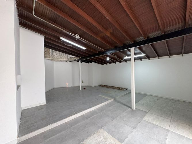 Local en arriendo en Laureles, Medellín, 217 m² · foto 5 de 17