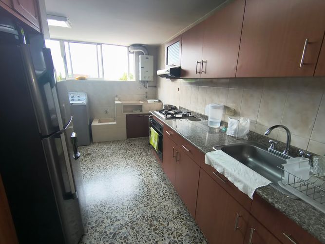Apartamento de 4 alcobas en venta en La Flora, Cali, 145 m² · foto 4 de 22