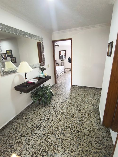 Apartamento de 4 alcobas en venta en La Flora, Cali, 145 m² · foto 16 de 22