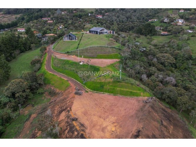 Lote en venta en La Mosquita, Rionegro, 8821 m² · foto 6 de 11