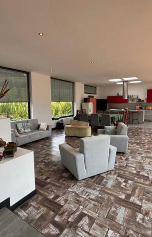 Casa de 4 alcobas en arriendo en Agrupación Macadamia, La Calera, 400 m² · foto 7 de 11