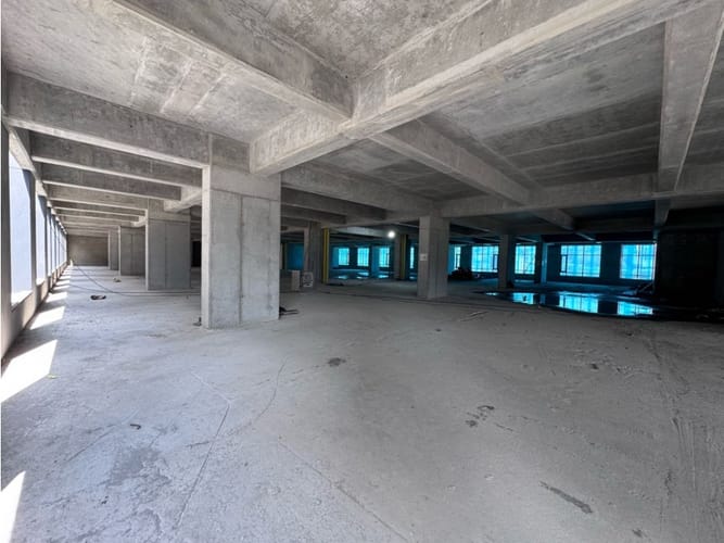 Oficina en arriendo en Las Vegas, Envigado, 450 m² · foto 7 de 14