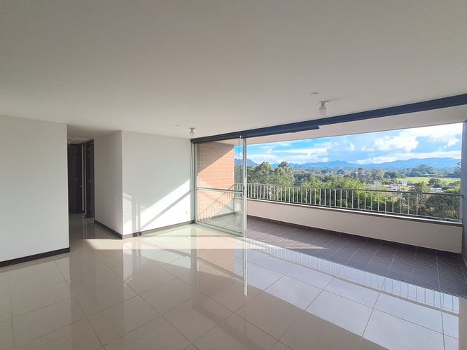 Apartamento de 3 alcobas en arriendo en Rionegro, 79 m² · foto 3 de 18