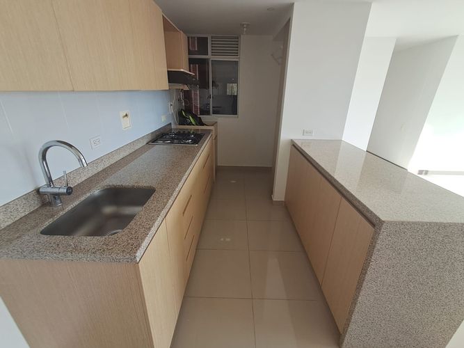Apartamento de 3 alcobas en arriendo en Rionegro, 79 m² · foto 5 de 18