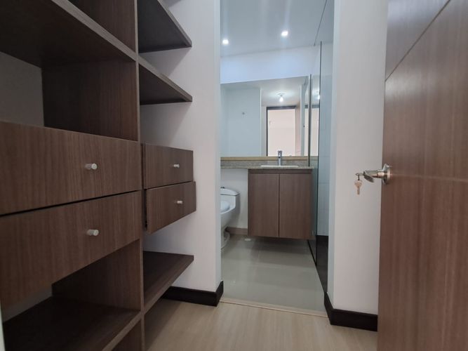 Apartamento de 3 alcobas en arriendo en Rionegro, 79 m² · foto 10 de 18