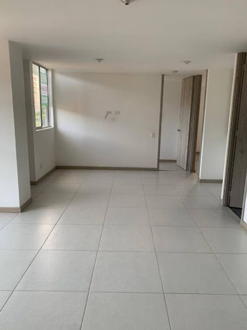 Apartamento de 2 alcobas en arriendo en Las Antillas, Envigado, 80 m² · foto 7 de 21