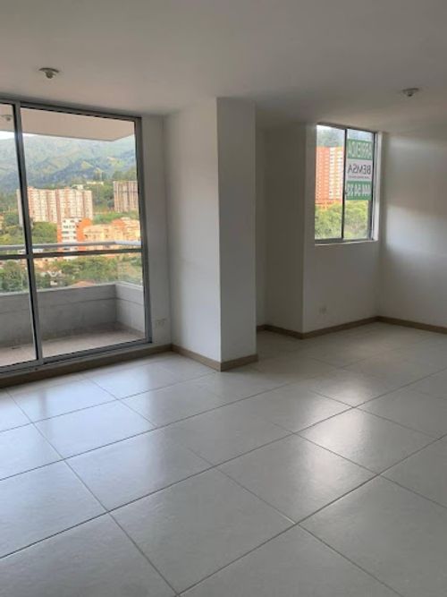 Apartamento de 2 alcobas en arriendo en Las Antillas, Envigado, 80 m² · foto 18 de 21