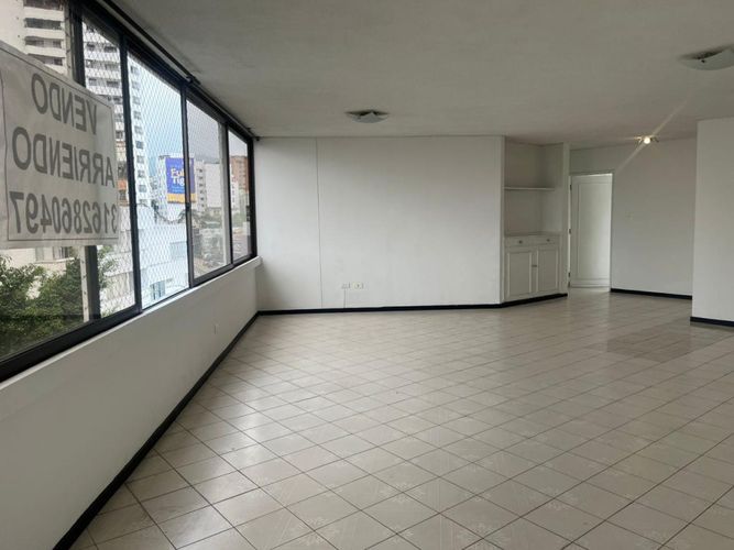 Apartamento de 3 alcobas en venta en Juanambu, Cali, 138 m² · foto 8 de 19