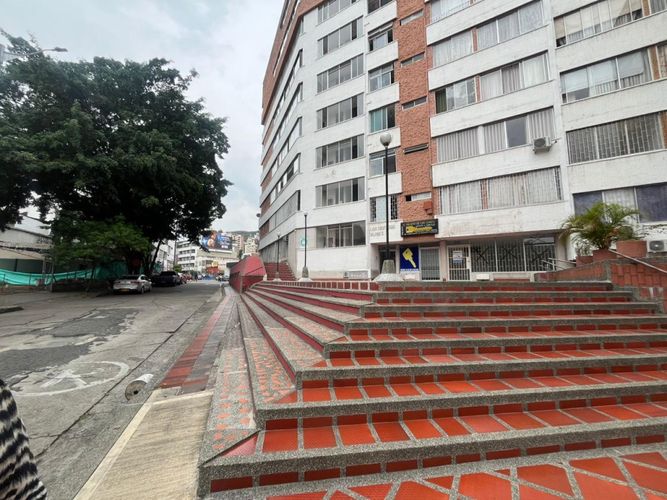 Apartamento de 3 alcobas en venta en Juanambu, Cali, 138 m² · foto 11 de 19