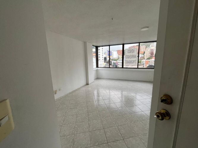 Apartamento de 3 alcobas en venta en Juanambu, Cali, 138 m² · foto 17 de 19