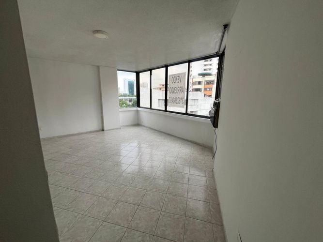 Apartamento de 3 alcobas en venta en Juanambu, Cali, 138 m² · foto 19 de 19