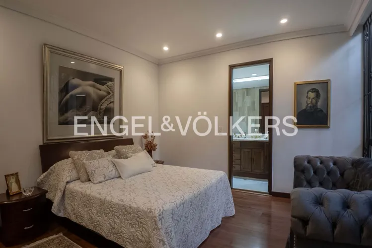 Casa de 3 alcobas en venta en San Lucas, Medellín, 579 m² · foto 12 de 13