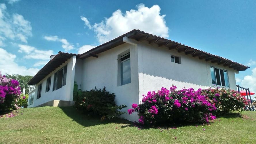 Casa de 5 alcobas en venta en Cerritos, Pereira · foto 3 de 5