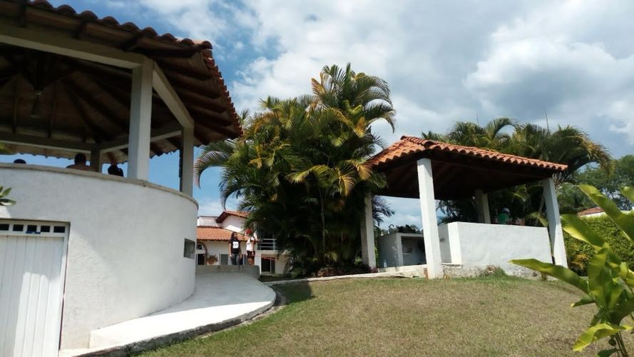 Casa de 5 alcobas en venta en Cerritos, Pereira · foto 5 de 5