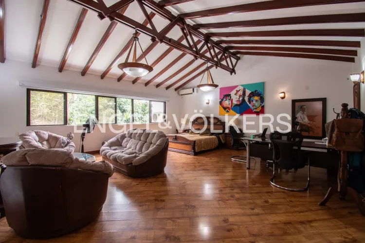 Casa de 4 alcobas en venta en El Diamante No. 2, Medellín, 644 m² · foto 9 de 18