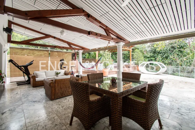 Casa de 4 alcobas en venta en El Diamante No. 2, Medellín, 644 m² · foto 7 de 18