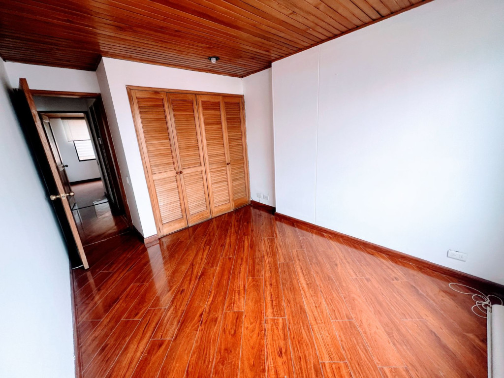 Apartamento en venta en Belalcazar, Bogotá · foto 3 de 10