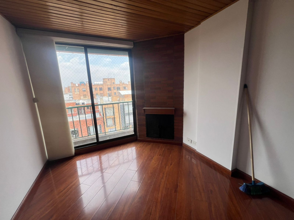 Apartamento en venta en Belalcazar, Bogotá · foto 7 de 10
