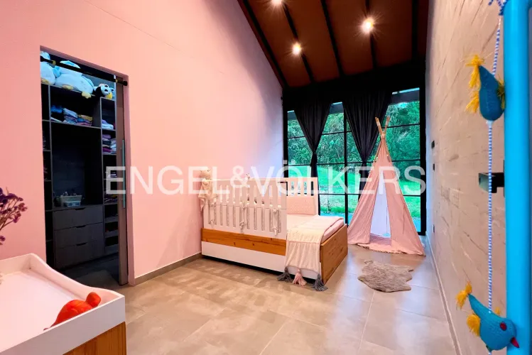 Casa de 3 alcobas en venta en Las Palmas, Envigado, 607 m² · foto 15 de 20