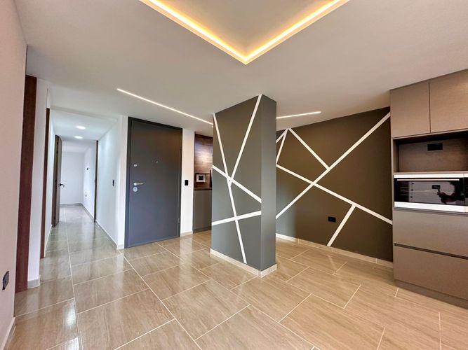 Apartamento de 4 alcobas en venta en Belén Rosales, Medellín, 200 m² · foto 6 de 24