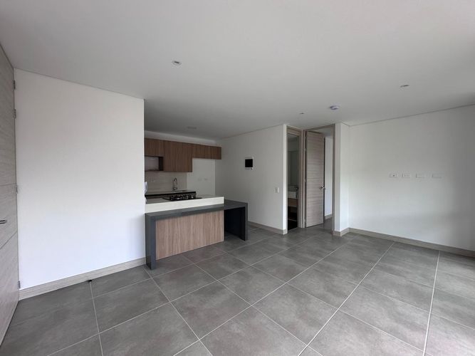 Apartamento de 1 alcoba en arriendo en El Poblado, Sabaneta, 68 m² · foto 8 de 15