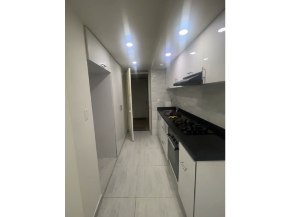 Apartamento en venta en Puente Aranda, Bogotá · foto 3 de 11