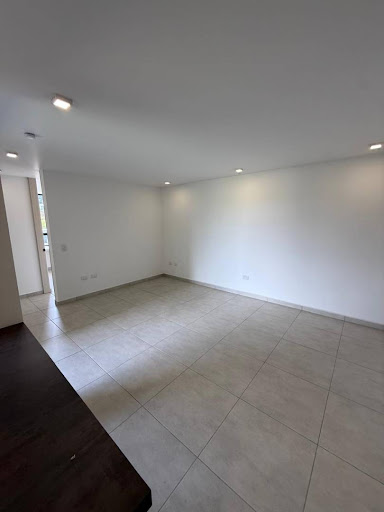 Apartamento en venta en Cerritos, Pereira · foto 3 de 15