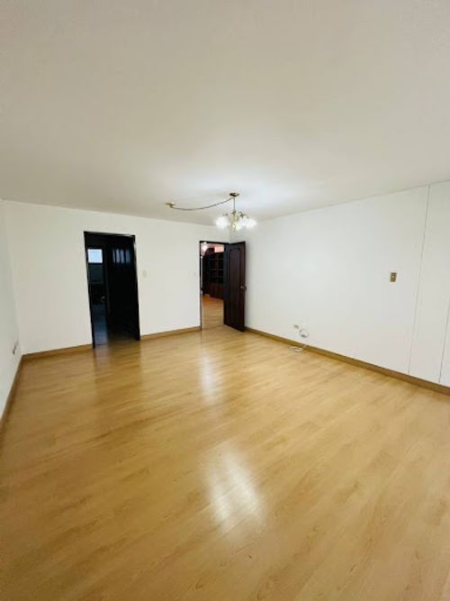 Apartamento de 4 alcobas en venta en Sector Plaza De Bolivar, Pereira, 210 m² · foto 6 de 19