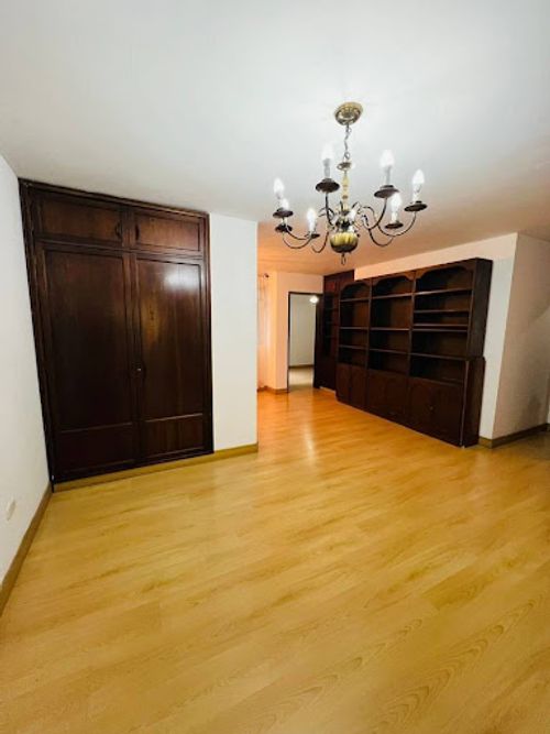 Apartamento de 4 alcobas en venta en Sector Plaza De Bolivar, Pereira, 210 m² · foto 8 de 19