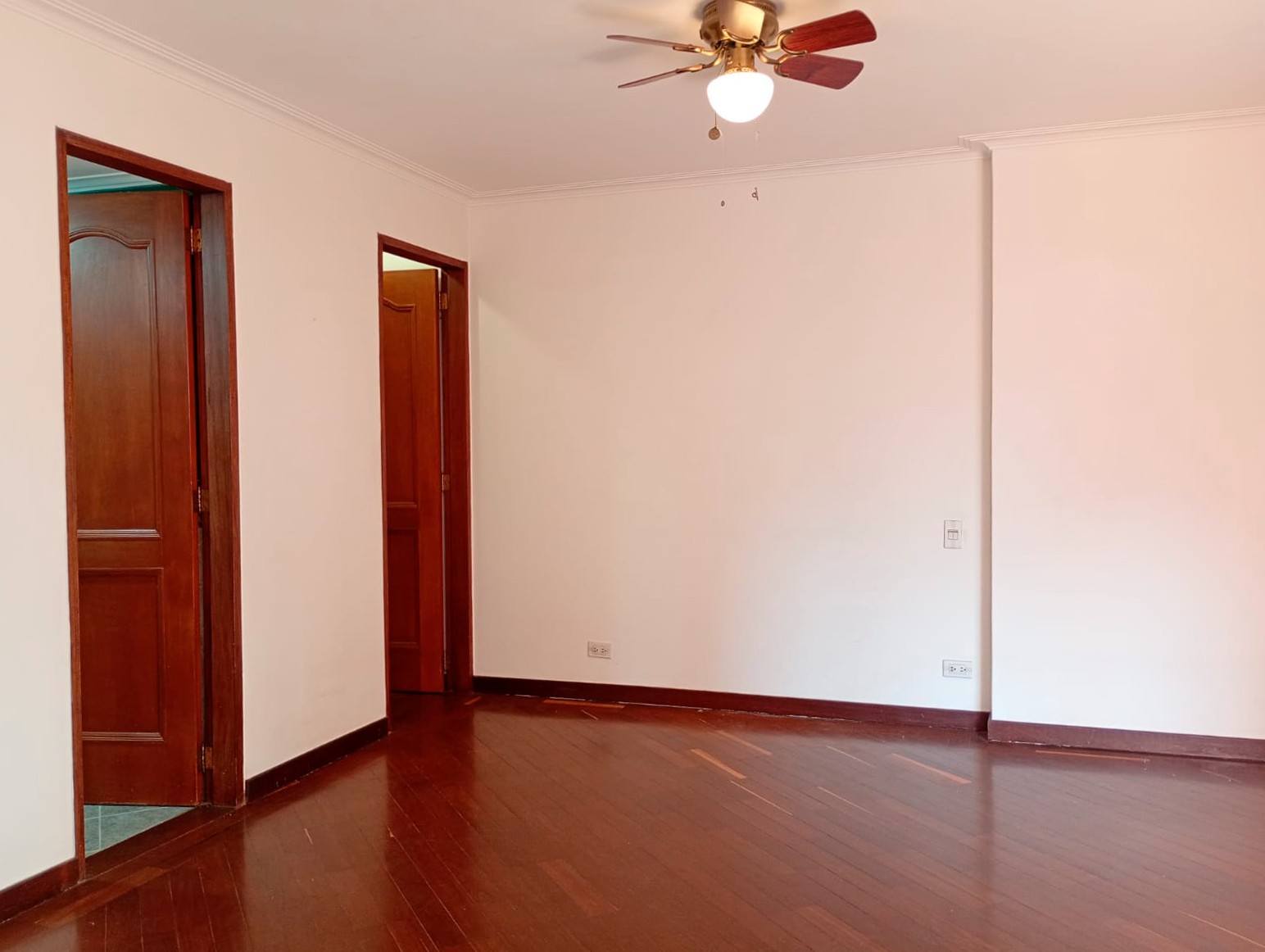 Apartamento en arriendo en Laureles, Medellín · foto 9 de 17