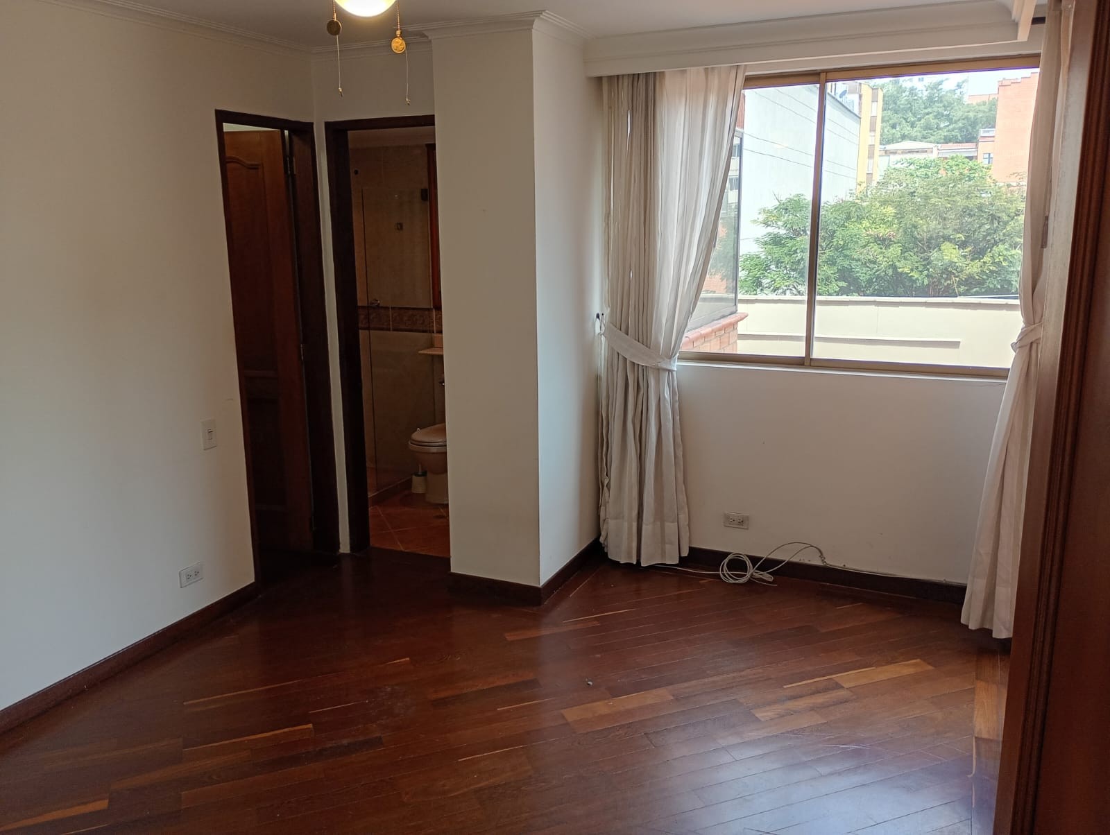 Apartamento en arriendo en Laureles, Medellín · foto 8 de 17