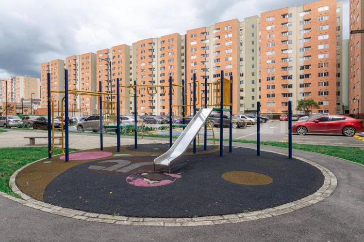 Apartamento de 3 alcobas en venta en Conjunto Residencial Provenzal, Madrid, 56 m² · foto 9 de 24