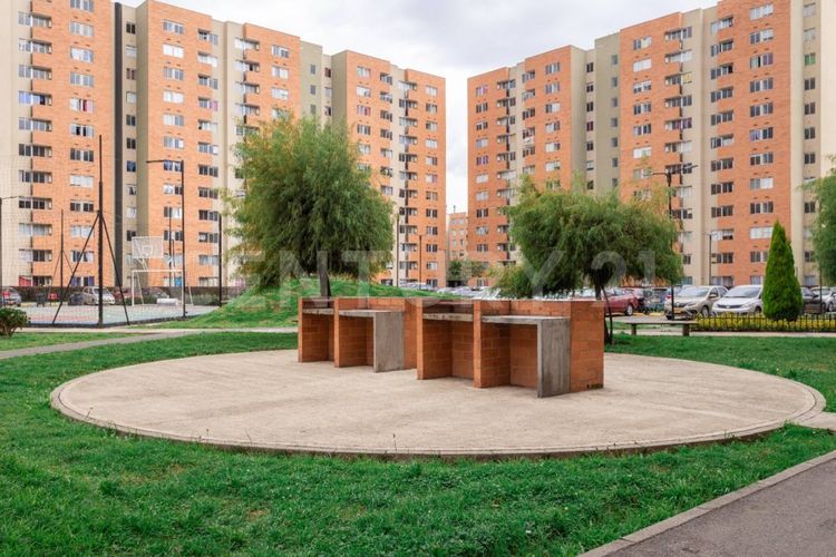 Apartamento de 3 alcobas en venta en Conjunto Residencial Provenzal, Madrid, 56 m² · foto 12 de 24