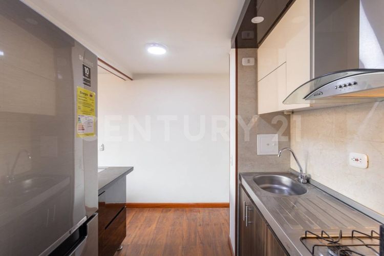 Apartamento de 3 alcobas en venta en Conjunto Residencial Provenzal, Madrid, 56 m² · foto 21 de 24