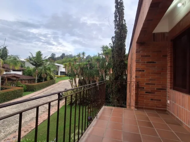 Casa de 4 alcobas en venta en Santa Elena, El Retiro, 316 m² · foto 7 de 18