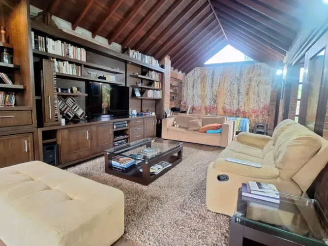 Casa de 4 alcobas en venta en Santa Elena, El Retiro, 316 m² · foto 12 de 18