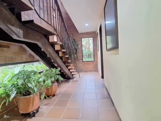 Casa de 4 alcobas en venta en Santa Elena, El Retiro, 316 m² · foto 13 de 18