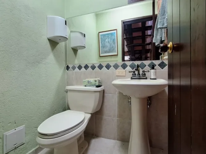 Casa de 4 alcobas en venta en Santa Elena, El Retiro, 316 m² · foto 18 de 18