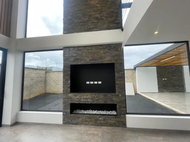 Casa de 3 alcobas en venta en La Ceja, 265 m² · foto 9 de 20