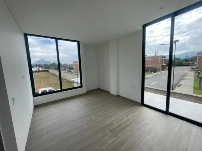 Casa de 3 alcobas en venta en La Ceja, 265 m² · foto 14 de 20