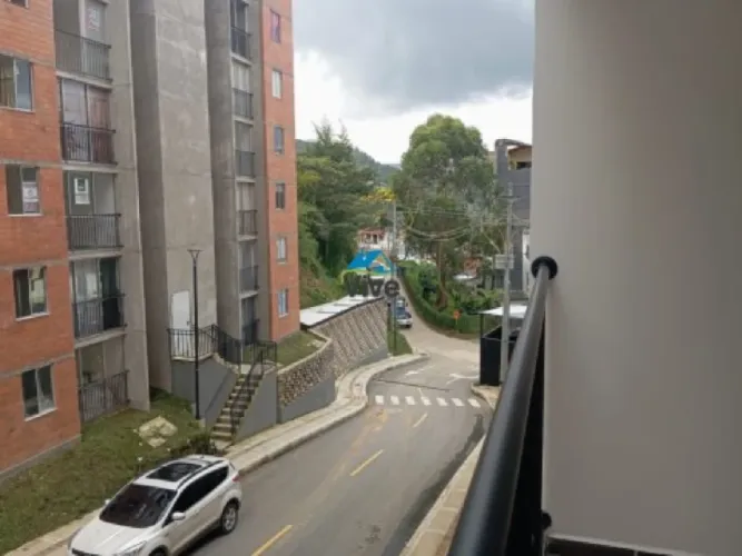 Apartamento de 2 alcobas en venta en Santa Elena, El Retiro, 50 m² · foto 3 de 12
