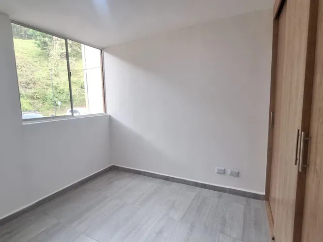 Apartamento de 2 alcobas en venta en Santa Elena, El Retiro, 50 m² · foto 9 de 12