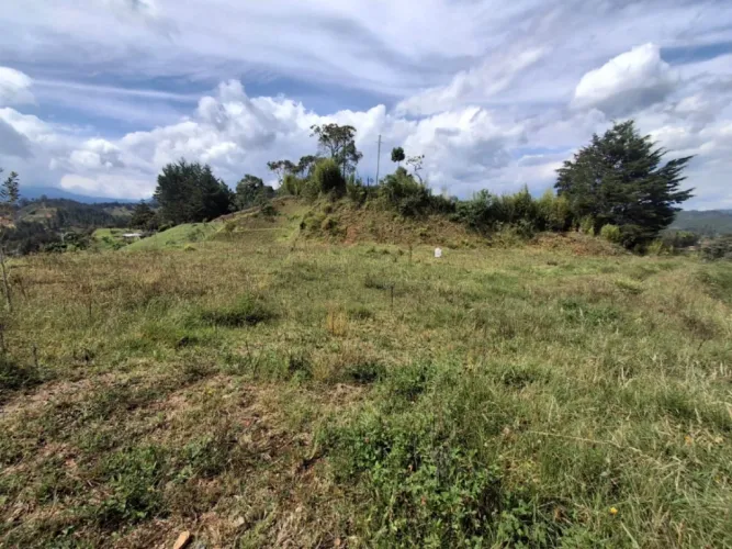 Lote en venta en Santa Elena, El Retiro, 1768 m² · foto 6 de 6