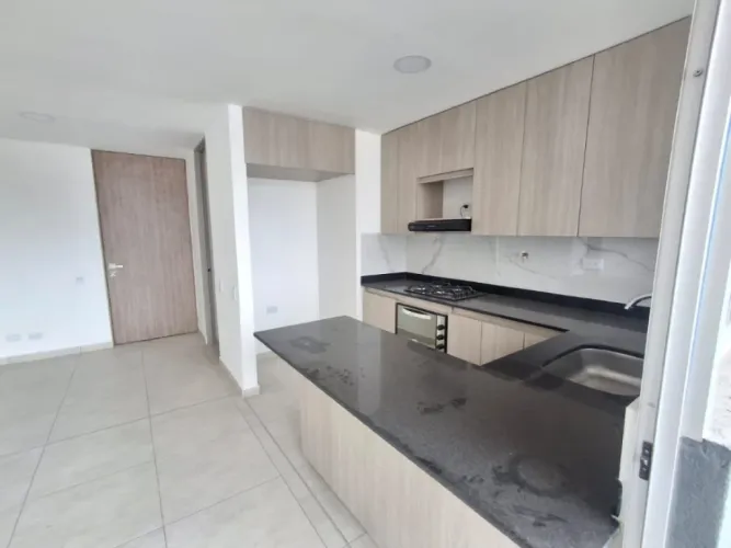 Apartamento de 2 alcobas en venta en La Ceja, 68 m² · foto 3 de 16